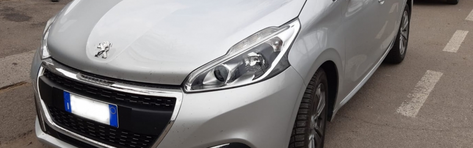 Peugeot 208 BlueHDi 75cv 5 porte Allure ok neopatentati